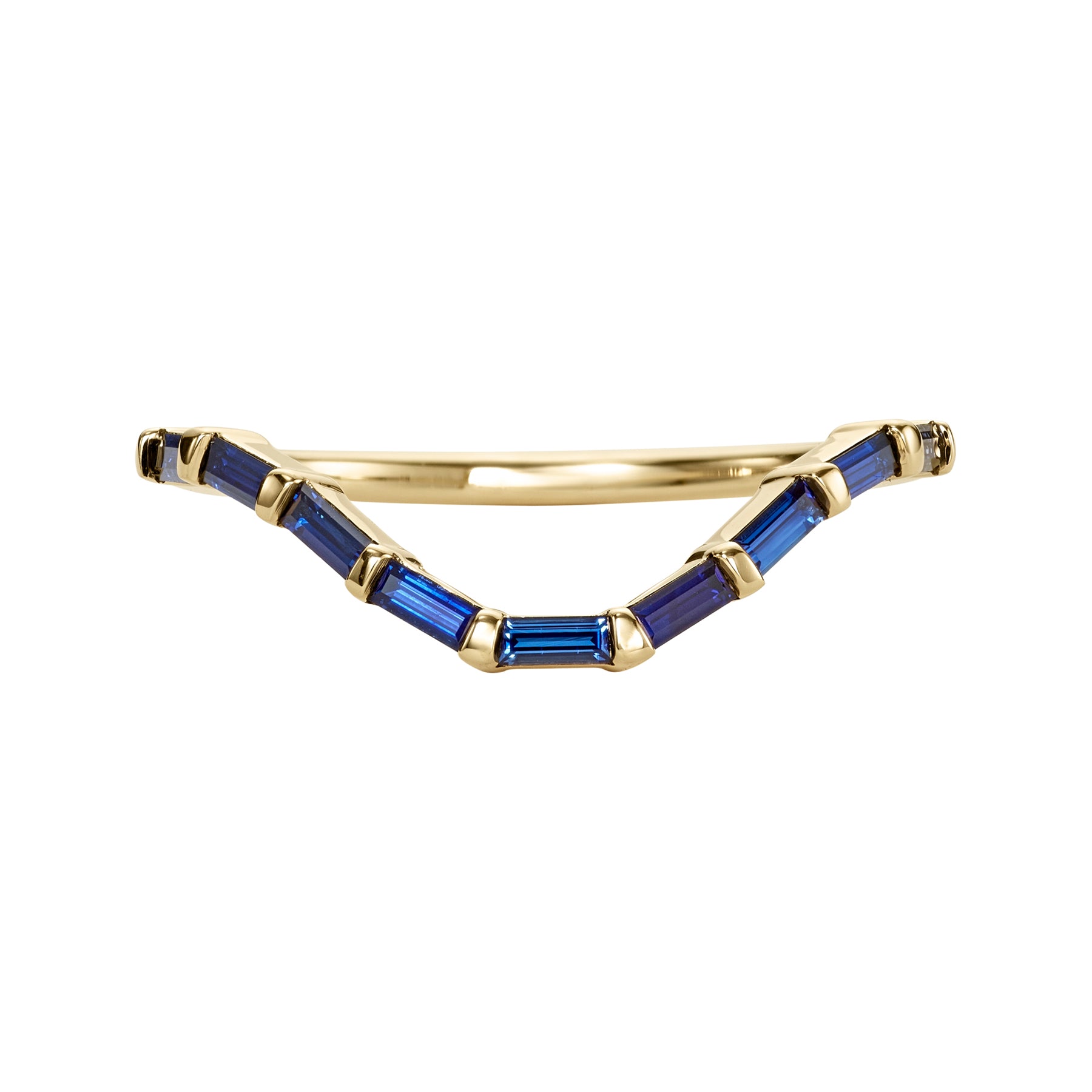 Curved-Royal-Blue-Baguette-Sapphire-Ring-Closeup-Packshot