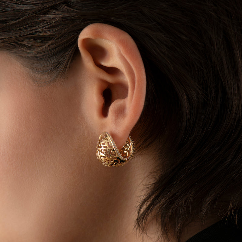 Elliptic-Lace-Statement-Earrings-in-Solid-Gold-Side