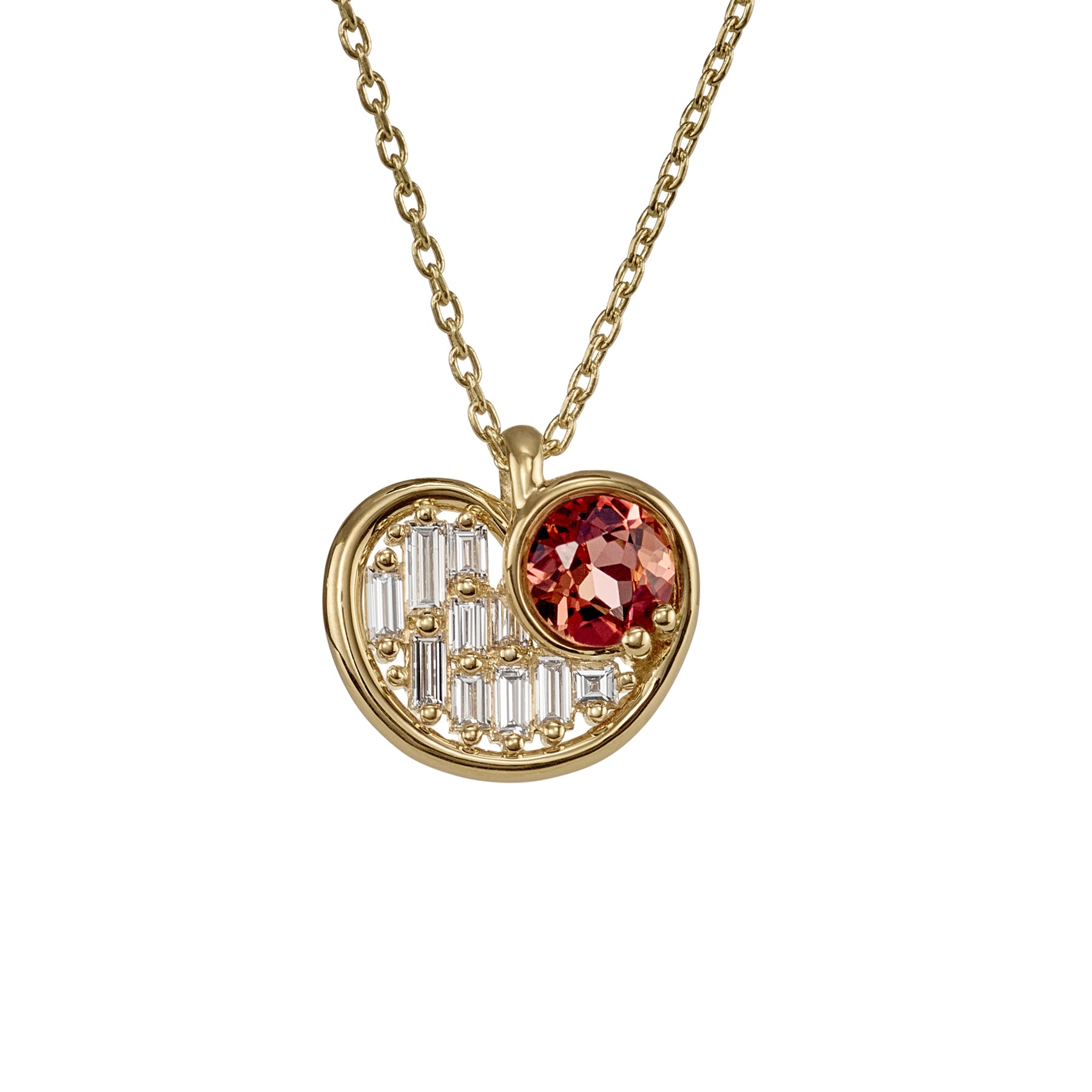 Sweet-Apple-Birthstone-Pendant-Necklace-With-Diamonds-Packshot-2_0a3a6adc-18bb-4be5-a1a8-b81661483787
