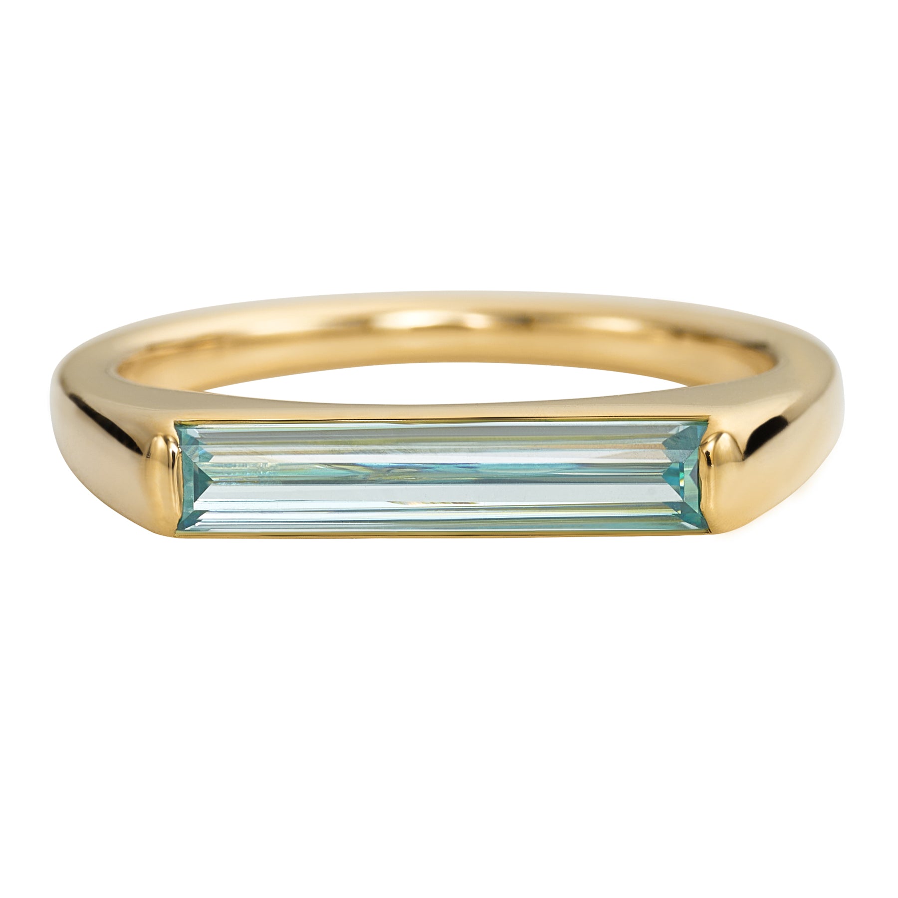 Teal-Moissanite-Baguette-Solitaire-Minimalist-Engagement-Ring-closeup
