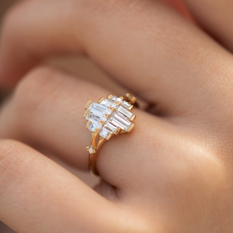 Art-Deco-Engagement-Ring-with-Asymmetrical-Baguette-Diamonds-sparking
