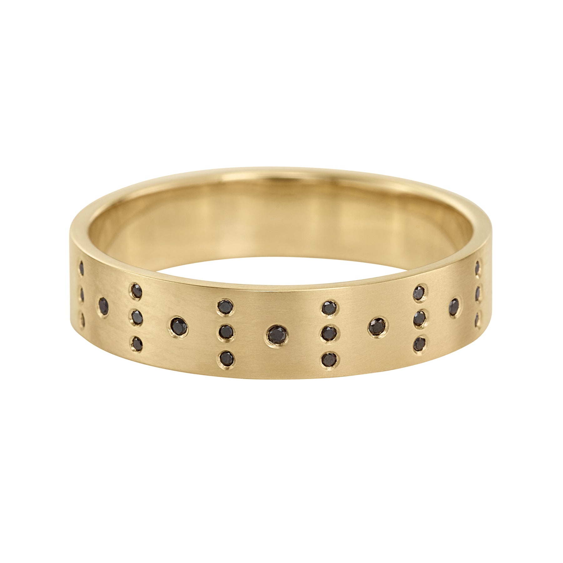 Domino-Black-Diamond-Unisex-Wedding-Band-closeup