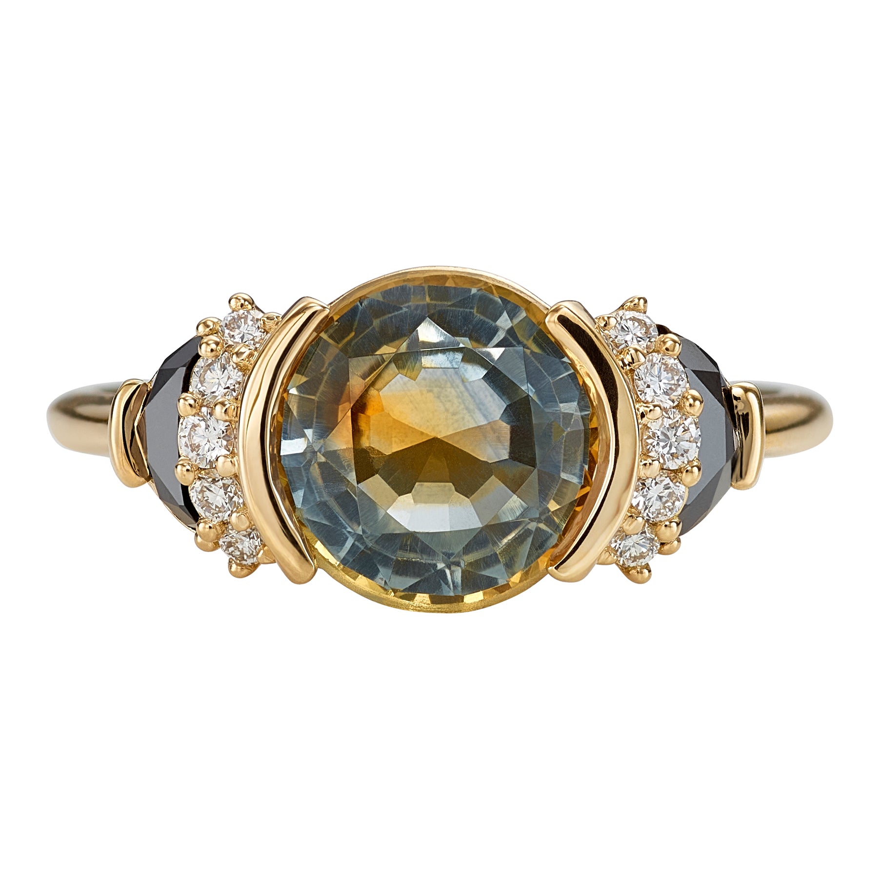 Fire-and-Ice-Sapphire-Engagement-Ring-with-Black-Diamonds-closeup