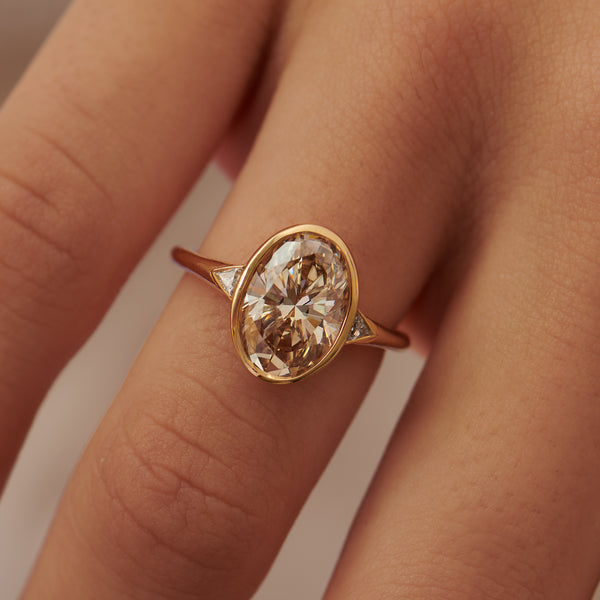 Fizz Champagne Diamond Engagement Ring – ARTEMER