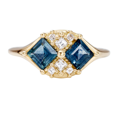 Mirage-Teal-Sapphire-and-Diamond-Carre-Cut-Engagement-Ring-CLOSEUP