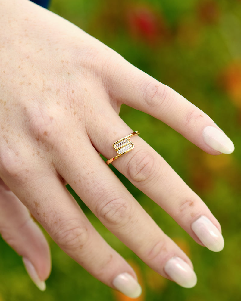 Embrace-Toi-et-Moi-Ring-with-Baguette-Diamonds-Farshot