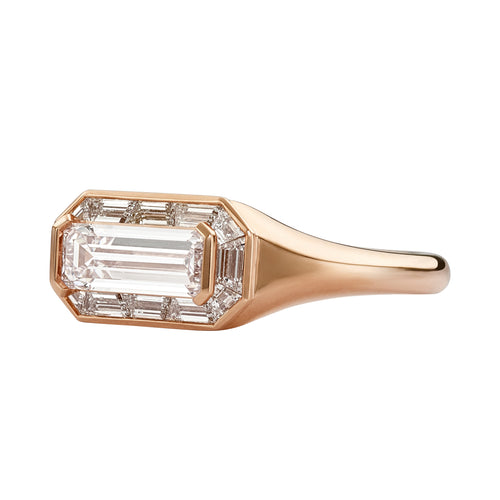 Fancy-Light-Pink-Diamond-Halo-Engagement-Ring-Packshot-Side_532f8f9d-8ca0-4973-8125-d53929f35751