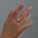 Floe-Unisex-Diamond-Engagement-Ring-in-set