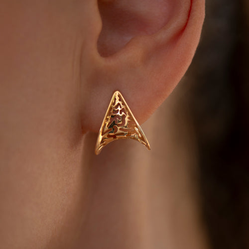 Gold-Lace-Cut-Out-Hoop-Earrings-Closeup_a4e60d9c-4923-47c2-a489-2d9f283eb1cf