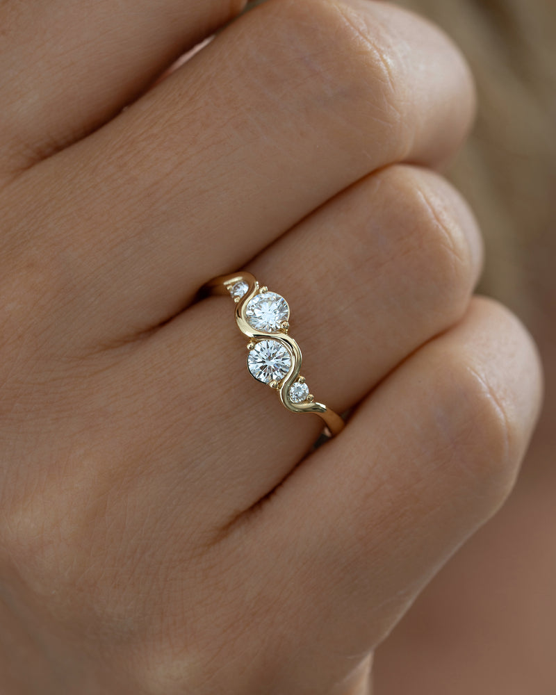 Oceania-Brilliant-Diamond-_-Gold-Ring-Angled-Closeup