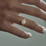 Orbed-Brilliant-Diamond-_-Gold-Detail-Engagement-Ring-gold18k