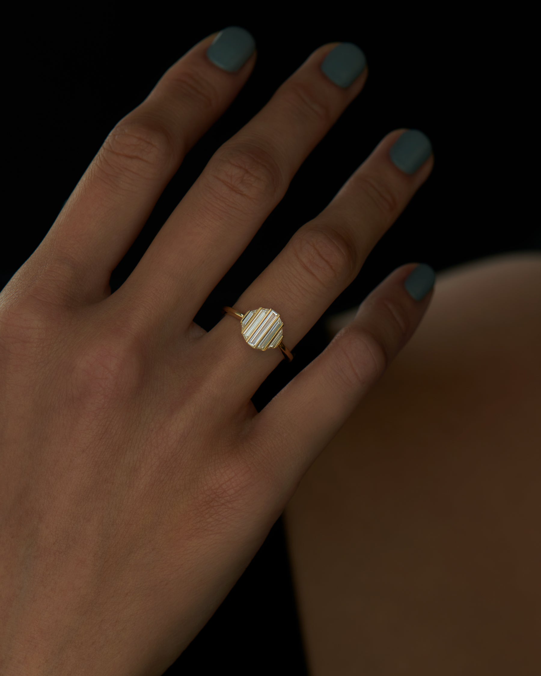 Ripple Baguette & Trapeze Diamond Engagement Ring – ARTEMER