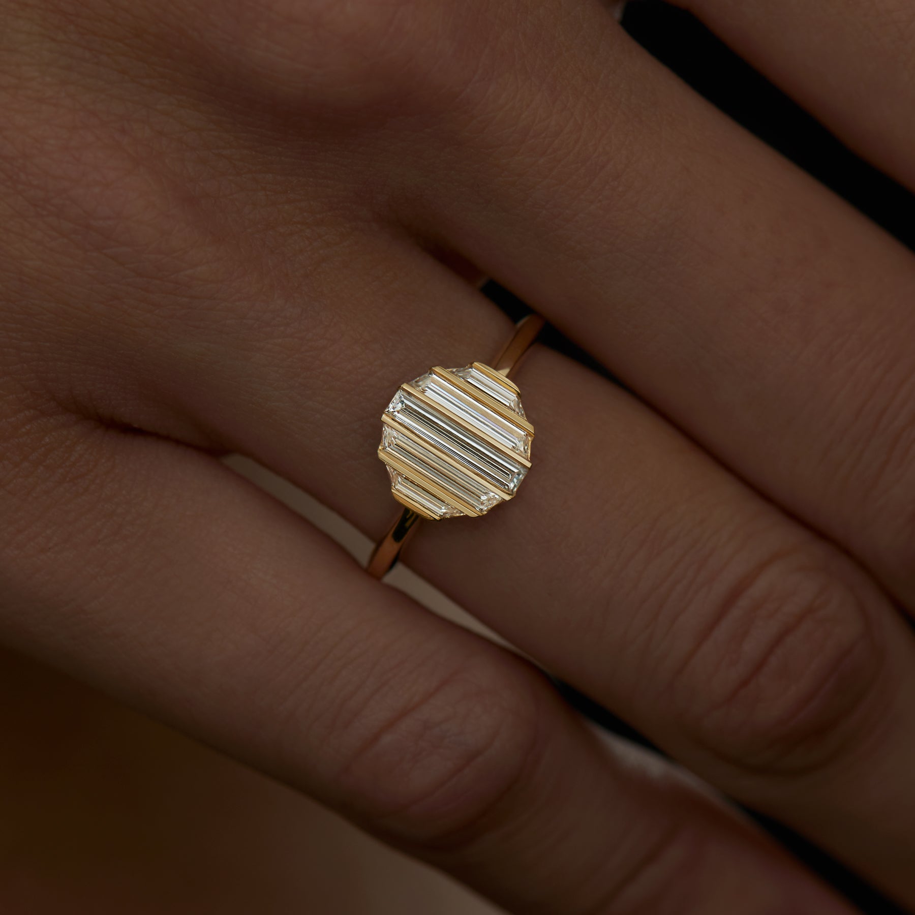 Ripple Baguette & Trapeze Diamond Engagement Ring – ARTEMER