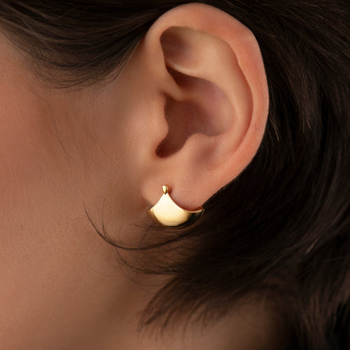 Solid-Gold-Huggie-Fan-Earrings-Angle