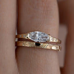Solitaire-Oval-Diamond-Engagement-Ring-Elongated-Oval-Diamond-Ring-OOAK-Set-Closeup