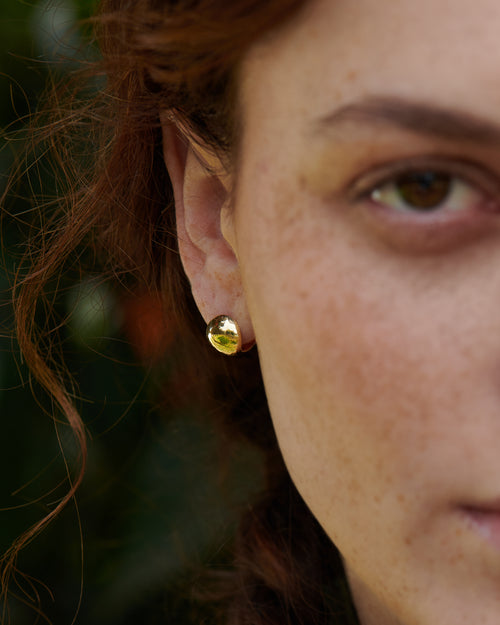 Sunbeam-Minimalist-18K-Gold-Ball-Earrings-Model-Closeup