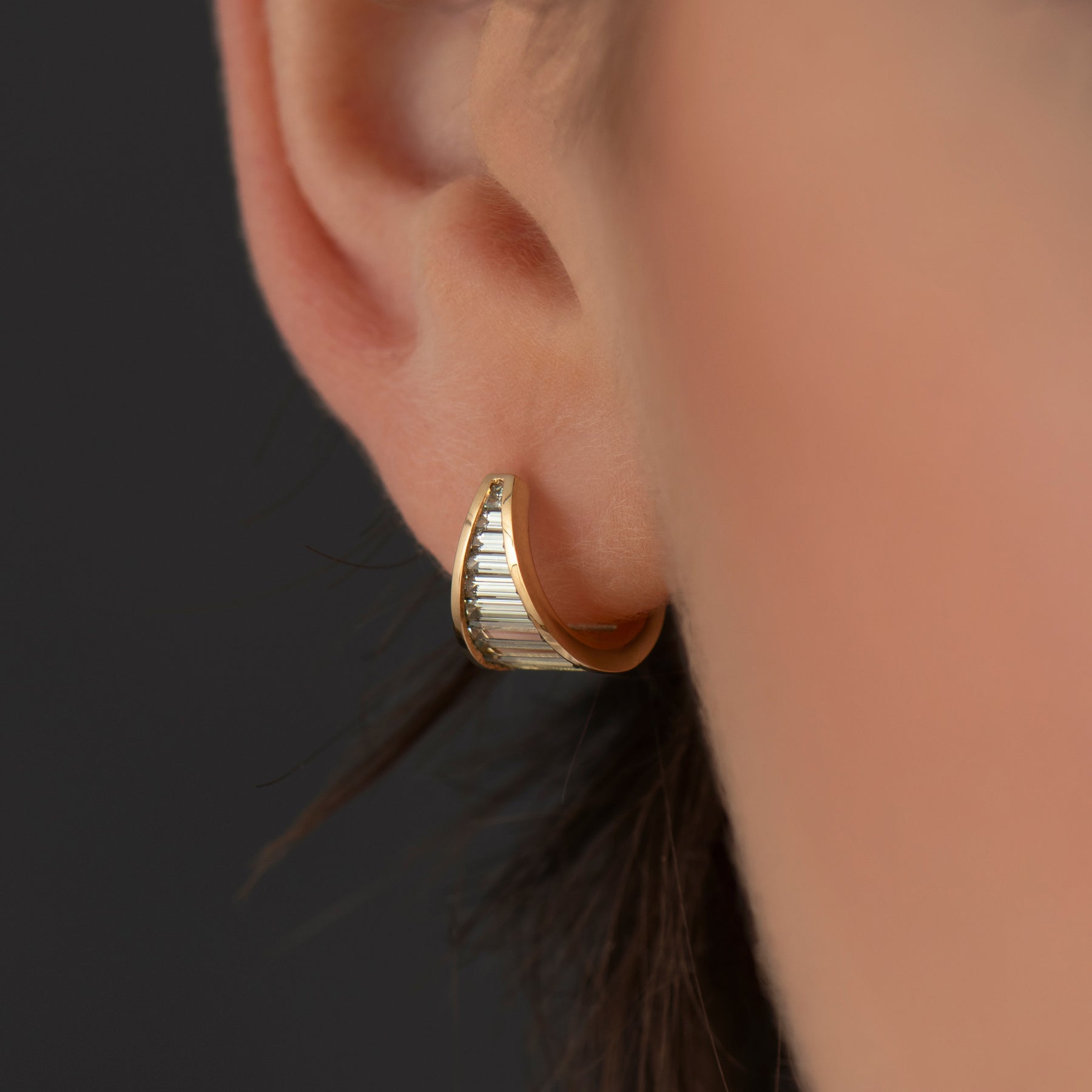 Teal Baguette Sapphire Huggie Earrings – ARTEMER