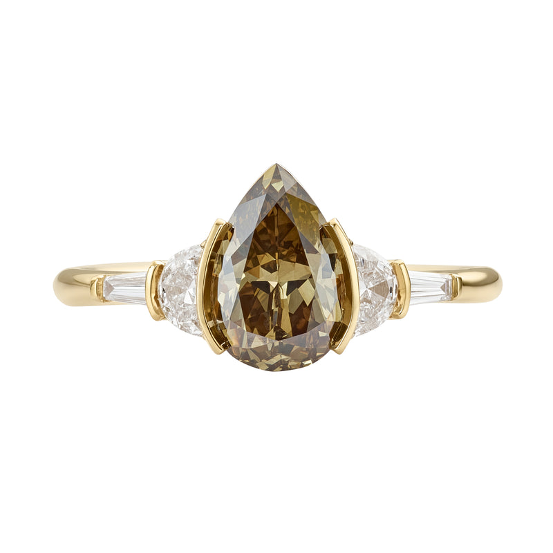 Vetiver-Fancy-Color-Pear-Diamond-Engagement-Ring-Packshot_7faf672a-4fd0-48dd-8076-d21882b6c096