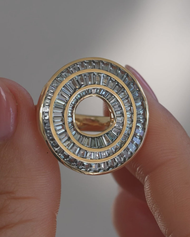Teal_Sapphire_Tapered_Baguette_Statement_Ring_Vide

