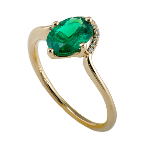 Floating Oval-Cut Emerald engagement ring1