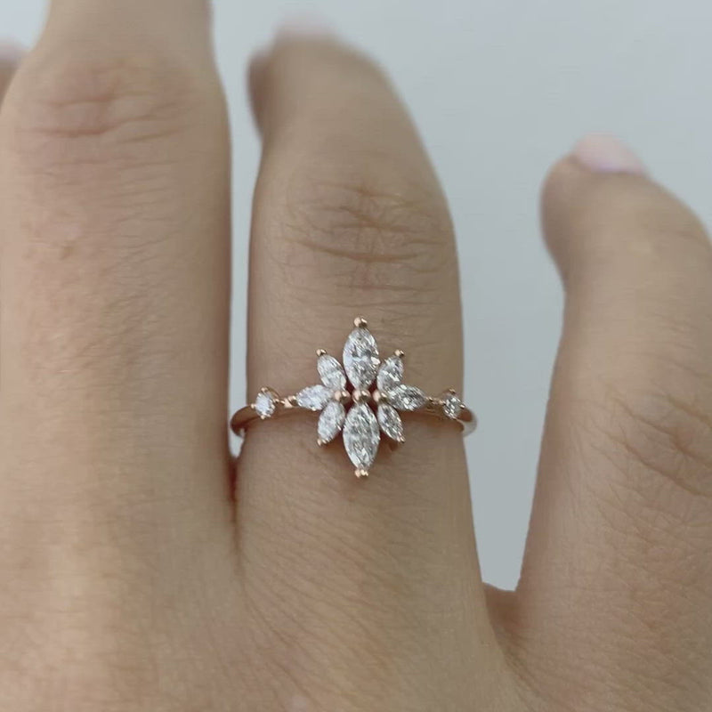Diamond_Flower_Cluster_Ring-video