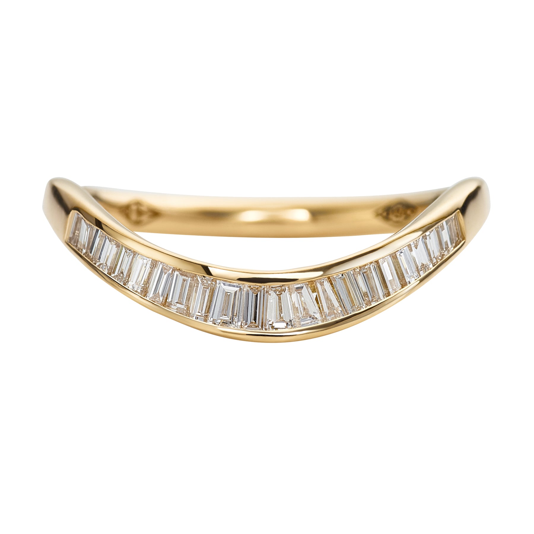 Baguette contour wedding band | Beachweddingtips.com Baguette contour wedding band | Beachweddingtips.com
