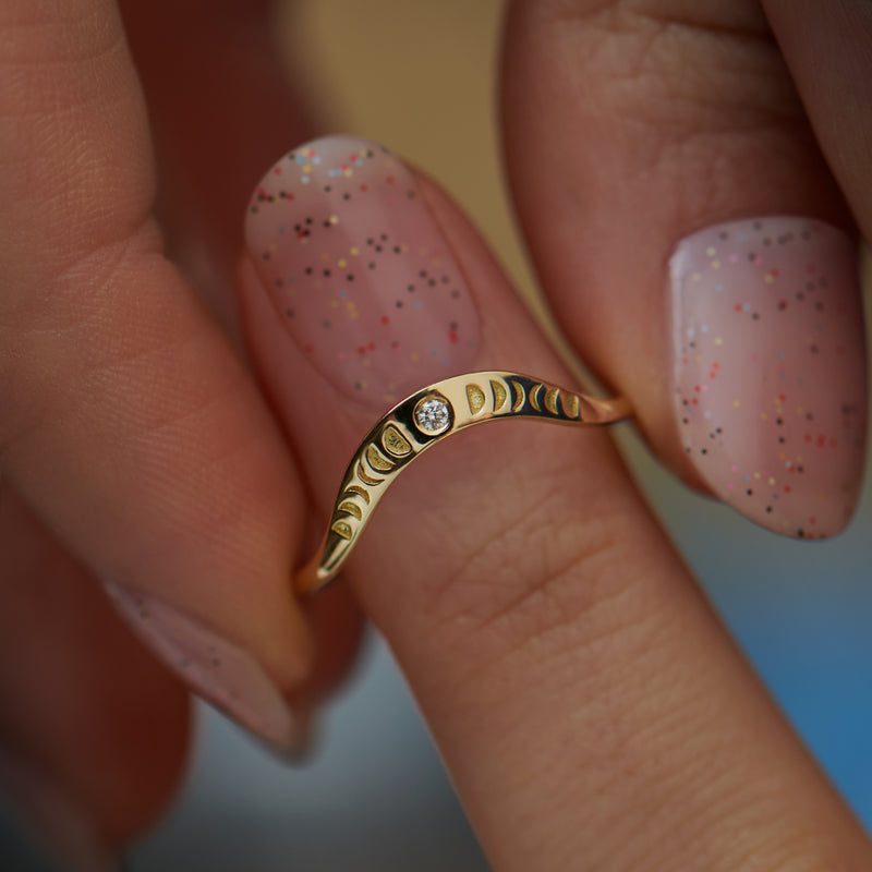 Curved Moon Phase Wedding Band
