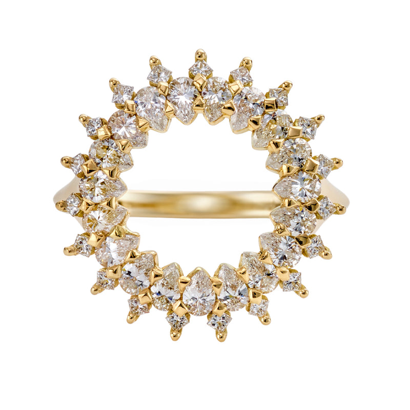 Diamond-Lace-Ring-with-Cluster-of-Pear-and-Princess-Cut-Diamonds-closeup