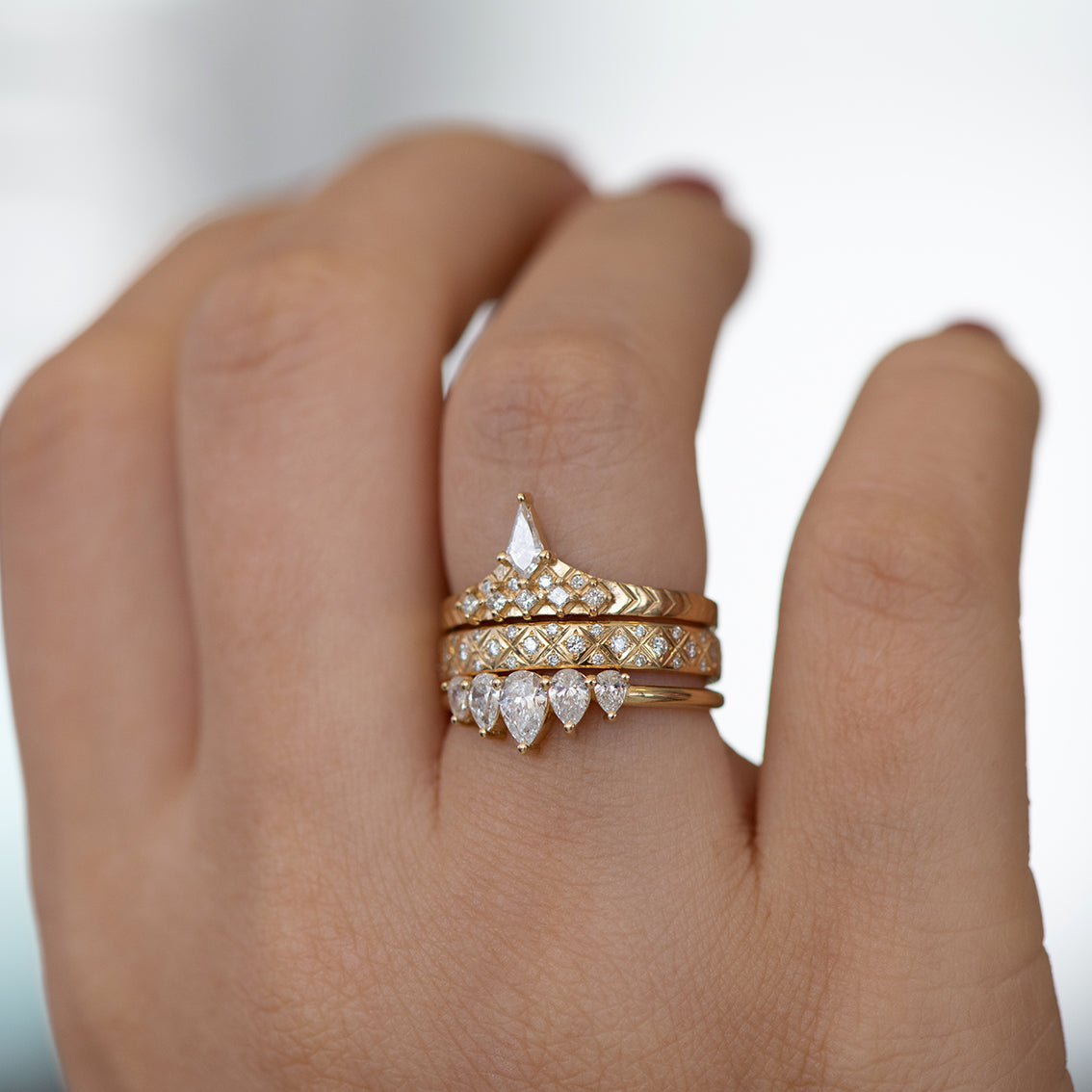 Diamond Criss Cross Wedding Band – ARTEMER - Main Image