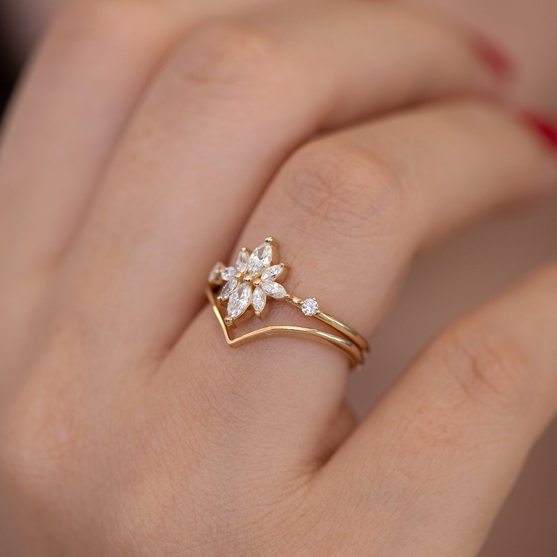 Edwardian | 18ct Gold, Diamond Daisy Cluster Ring – Antique Ring Boutique