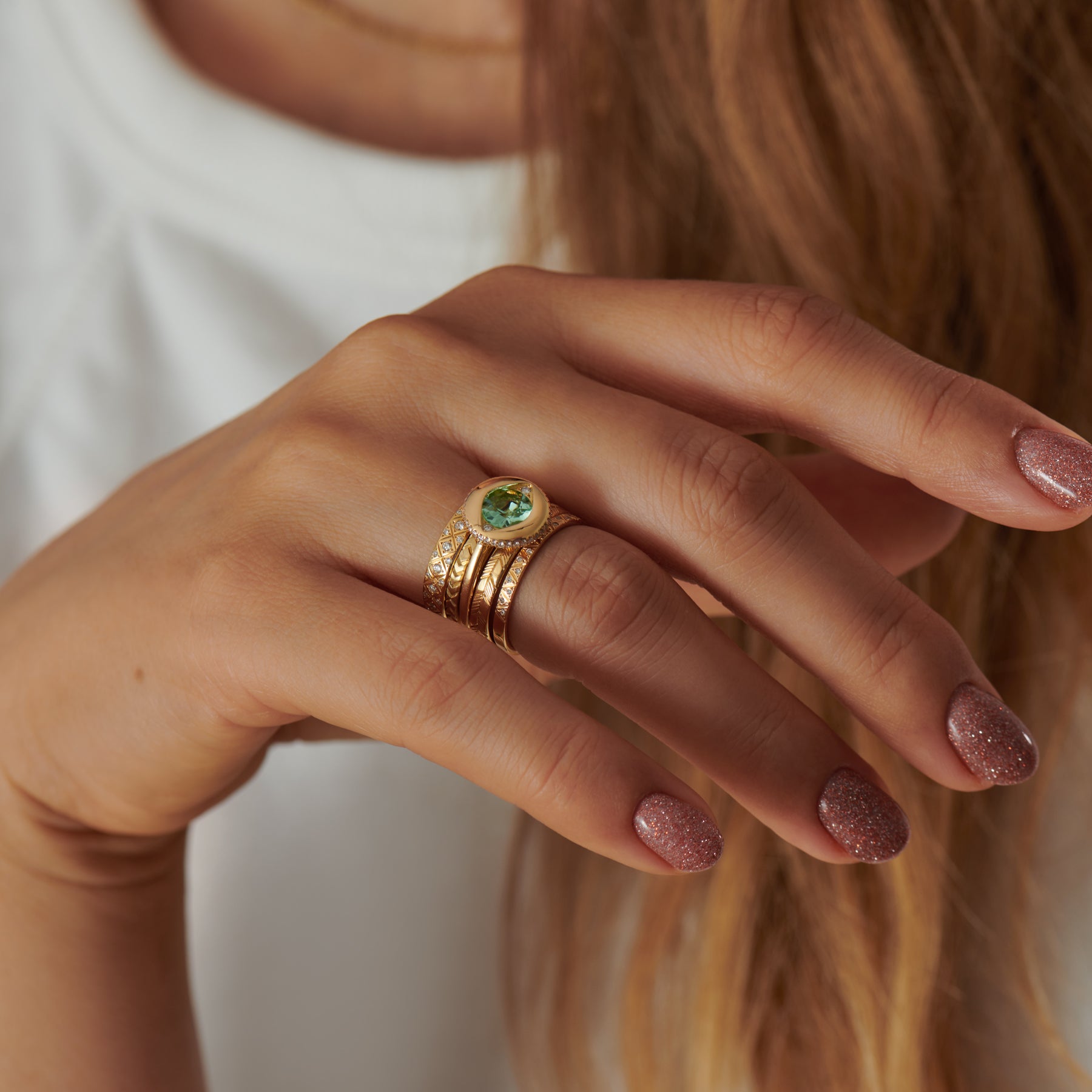 Stylish American Diamond Imitation Rose Gold Ring – Kalash Cards