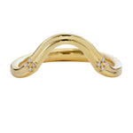 Golden-Lasso-Wedding-Band-with-Diamond-Detailing-closeup
