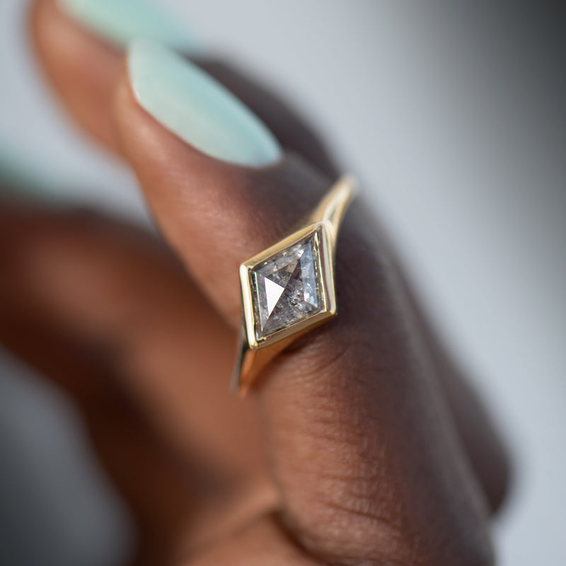 Kite-Diamond-Ring-with-a-OOAK-Salt-and-Pepper-Diamond-top-shot-on-finger
