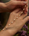 Minimalist-Daisy-Chain-Gold-Bracelet-with-White-Diamonds-SOLID-GOLD