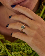 Minimalistic-Oval-Cut-Salt-and-Pepper-Engagement-Ring-top-shot