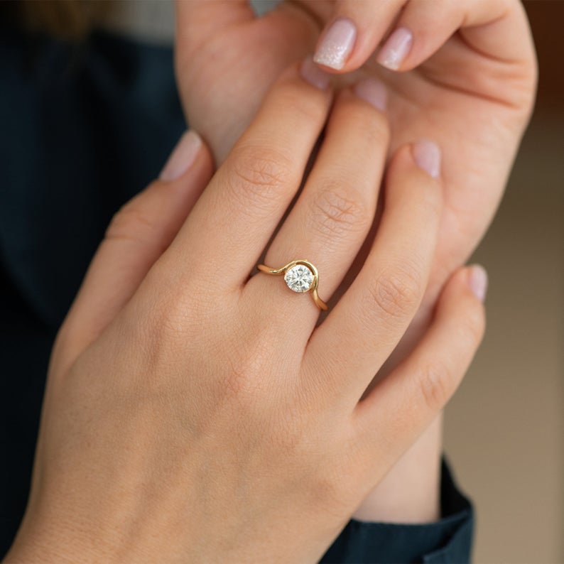 1 carat Pear Shape Diamond Engagement Ring - YouTube
