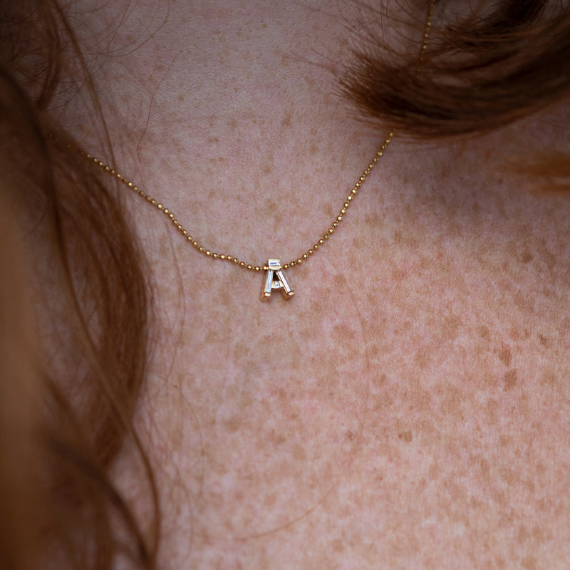 Personalised-Initial-Necklace-with-Baguette-Diamonds-freckles