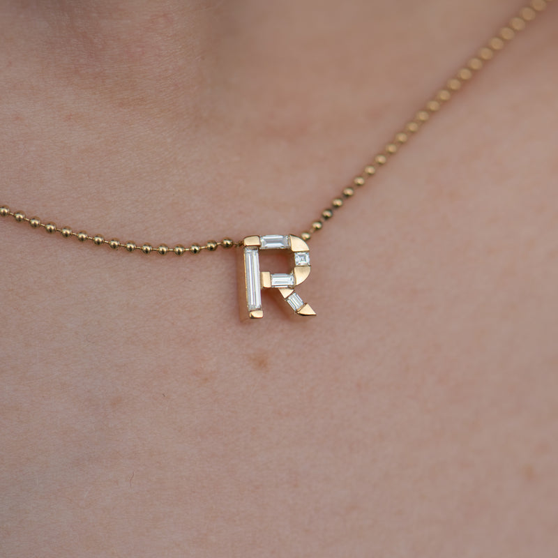 Personalized-Initial-Necklace-with-Baguette-Diamonds-closeup