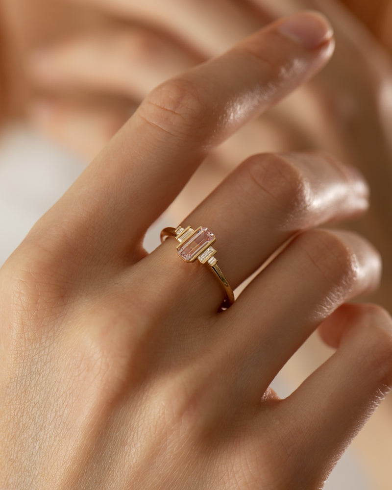 Petal-Morganite-_-Diamond-Engagement-Ring-artemer