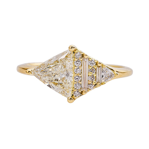 Rhombus-Engagement-Ring-with-Mixed-Diamond-Cuts-closeup