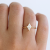 Rhombus diamond ring