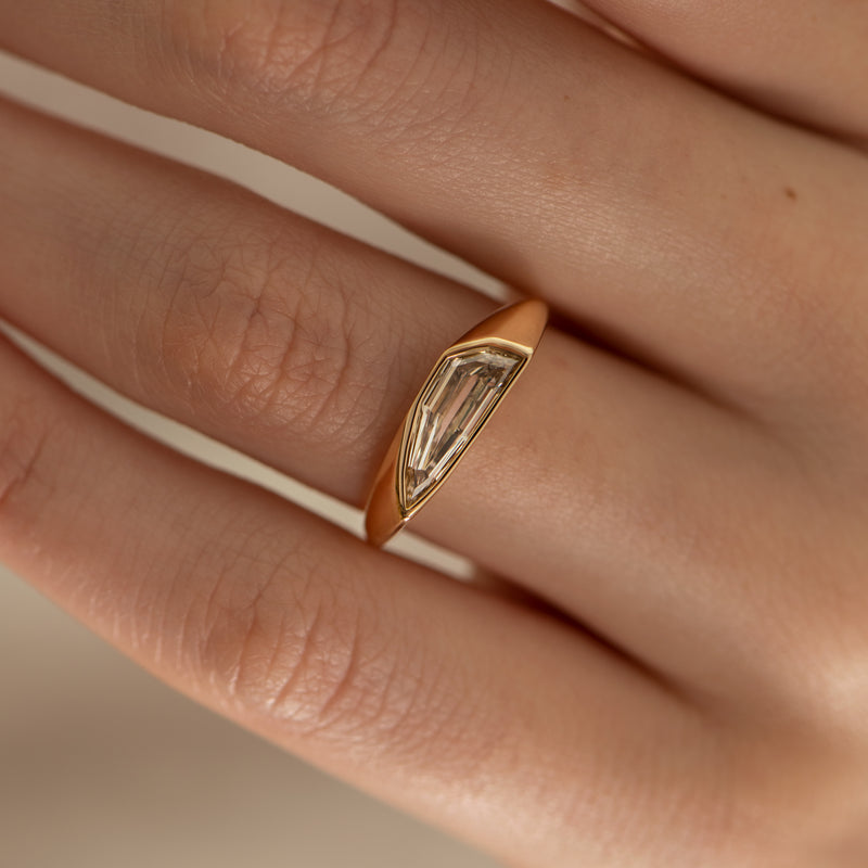 Sliced-Diamond-Solitaire-Ring-with-a-Minimal-Golden-Bezel-OOAK-solid-gold-18k
