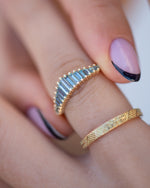 Teal-Sapphire-Tiara-Ring-in-set