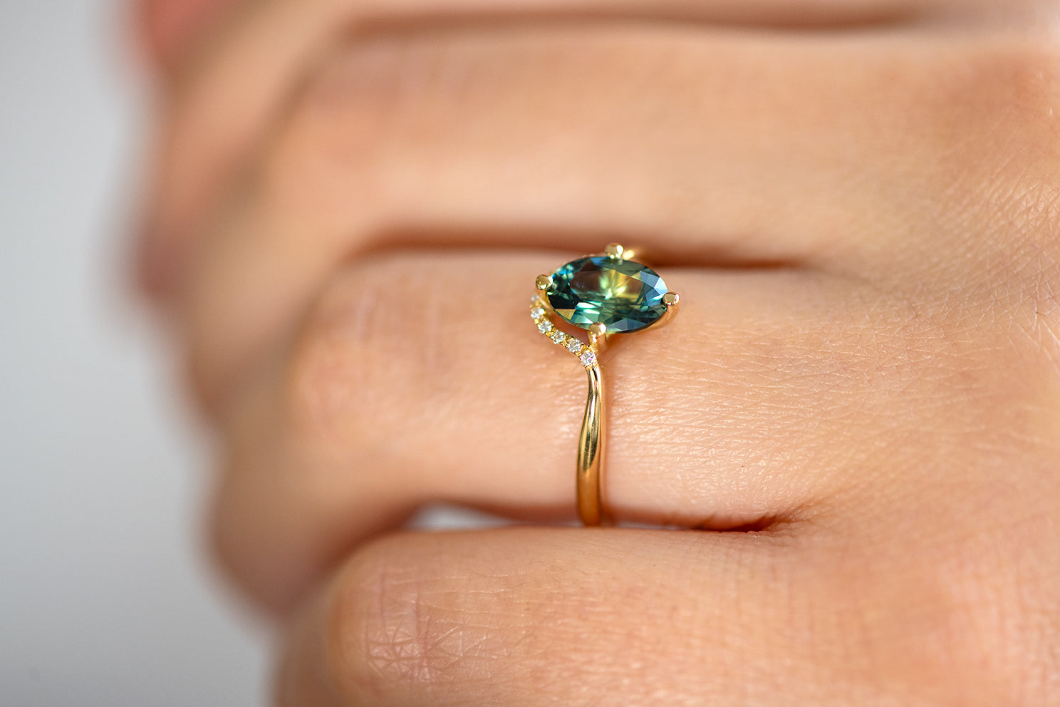 Regal Sapphire Engagement Rings | Midas Jewellery