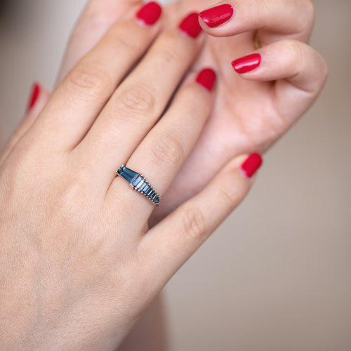 Teal Sapphire Gradient Engagement RingFront Finger