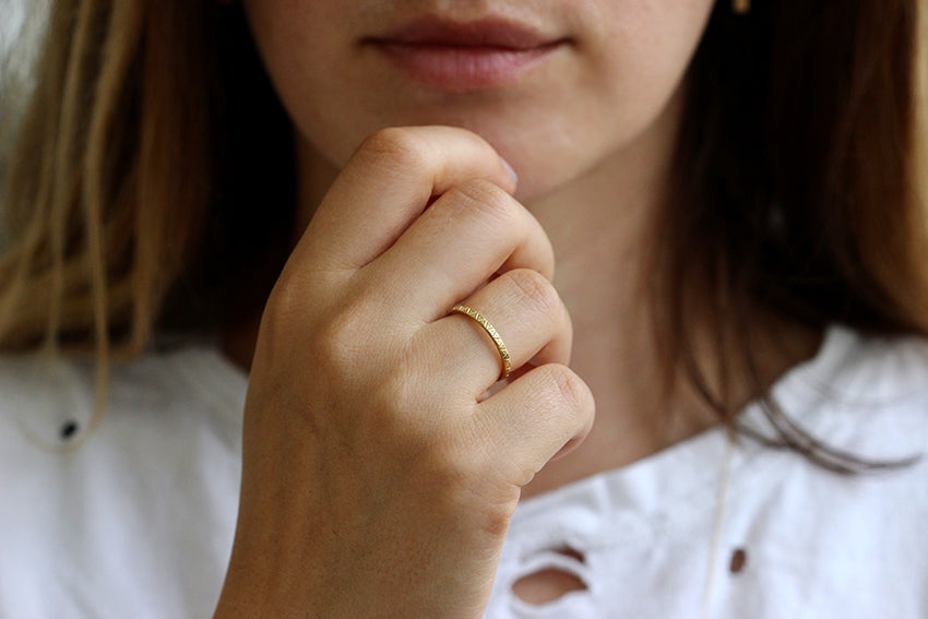 Triangle Pattern Wedding Band - Geometric Engraved Ring – ARTEMER