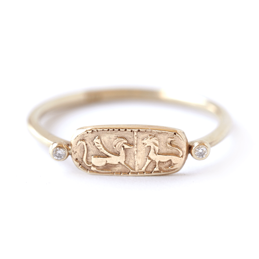 Lion signet ring deals meaning