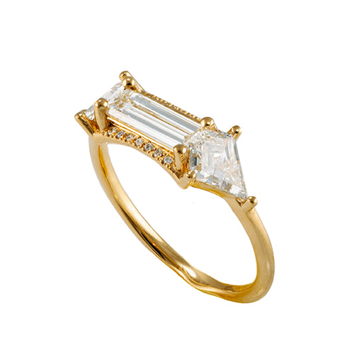 Baguette cut engagement  ring with kite diamonds2
